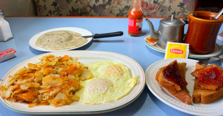 This Ann Arbor Diner Is Famous for Homemade Hash Browns, Gyros, and Shockingly Low Prices