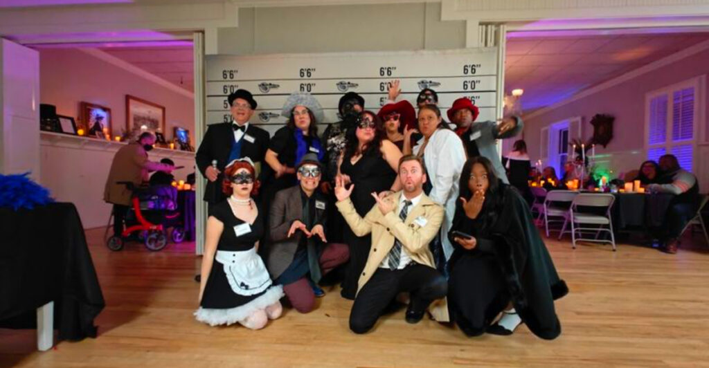 This Grand Rapids Dinner Show Turns Guests Into Detectives During a Live Murder Mystery