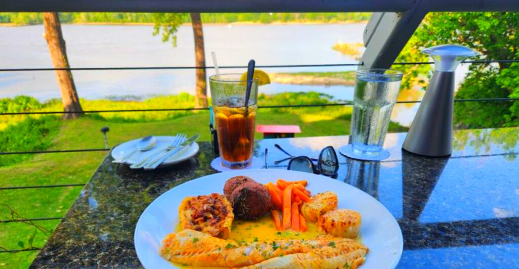 This Hidden Little Rock Restaurant Has Riverfront Views, Fresh Gulf Oysters, and One of Arkansas’ Most Beloved Fine Dining Menus