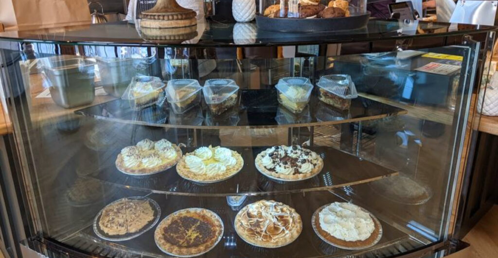 This Hidden Oklahoma Spot Serves Key Lime Pie So Good, One Slice Isn’t Enough