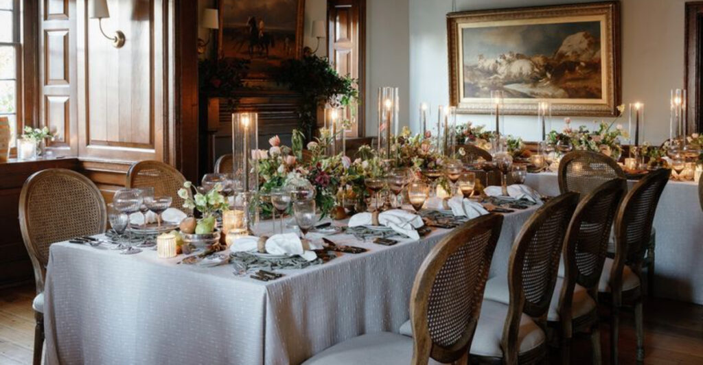 This Historic Virginia Inn Feels Like Stepping Straight Into Colonial America