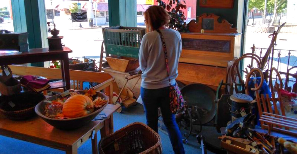 This Massive Michigan Antique Center Has 300+ Booths, Hidden Basement Finds, and Three Floors of Treasures