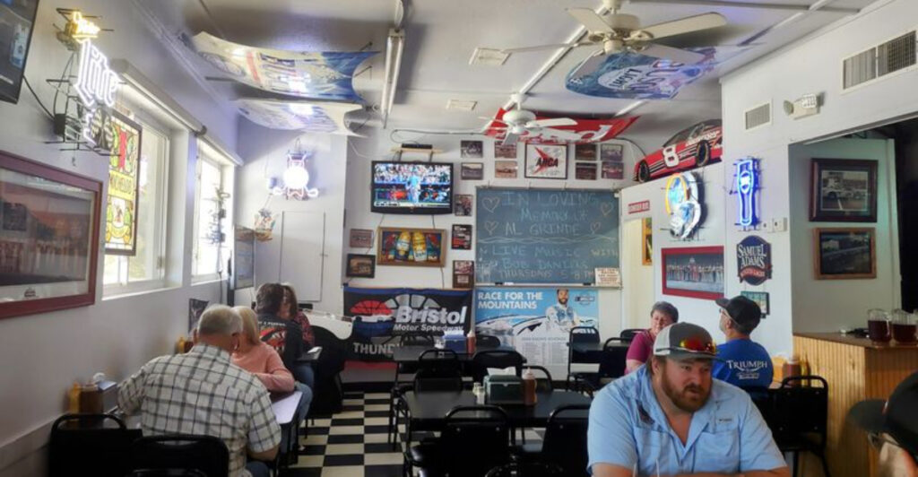 This Milton Pub Mixes Presidential Humor With Big Comfort Food Flavor