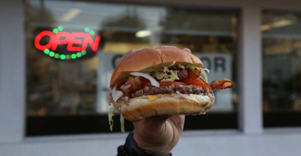 This No-Frills New Jersey Diner Serves The Kind Of Burger People Remember For Decades