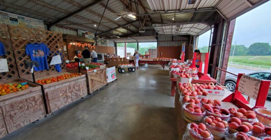 This Oklahoma Orchard’s Homemade Peach Cobbler Is the Taste of Summer Everyone Craves
