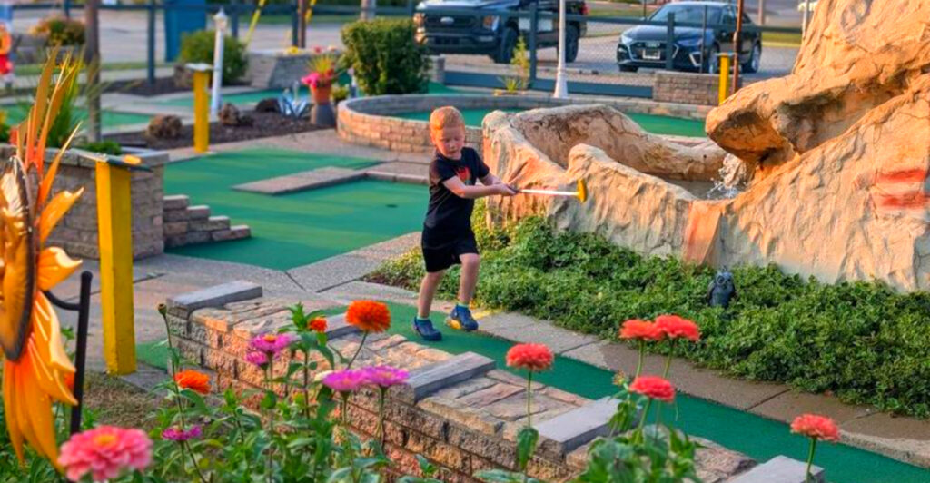 This Old-School Michigan Mini Golf Course Has Water Features, Flowers, and Surprisingly Tricky Holes