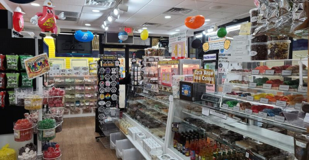 This Old-School New Jersey Boardwalk Shop Has Tourists Obsessed With Its Wildest Treats