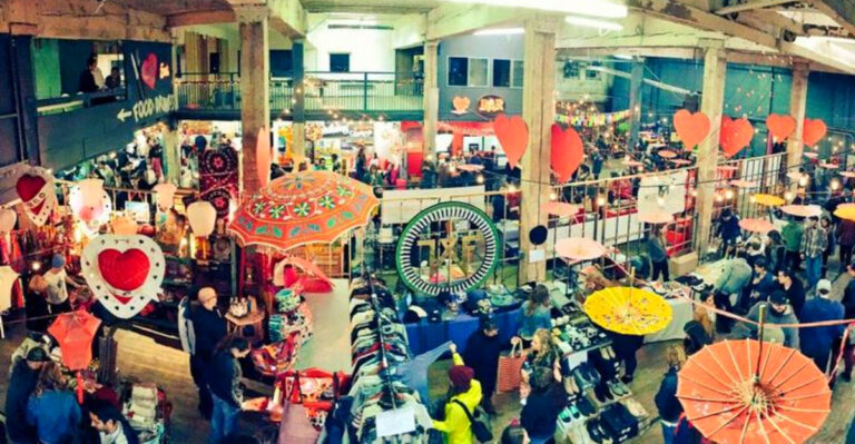 This Oregon Night Market Is Packed With Southeast Asian Street Food and Vibrant Energy