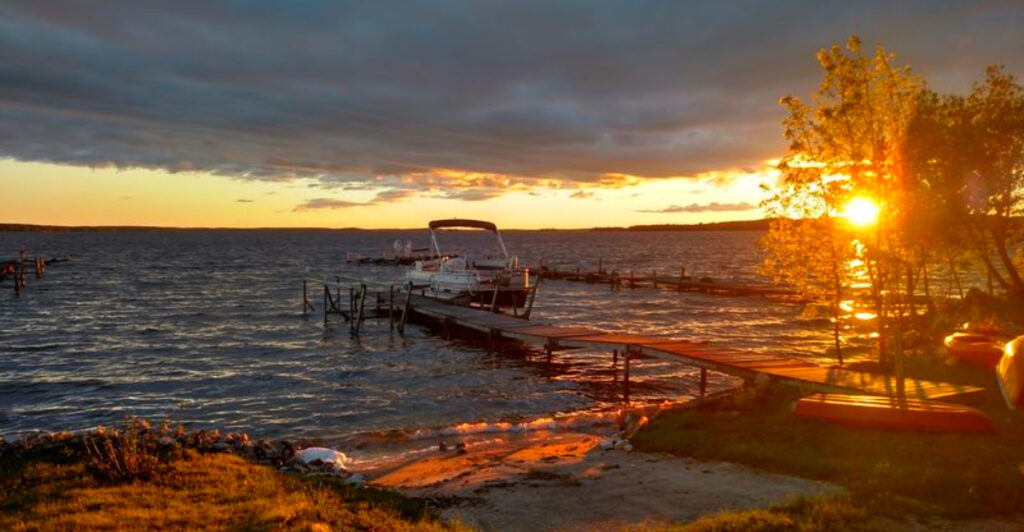 This Remote Upper Peninsula Resort Is Perfect for Disconnecting From Everything