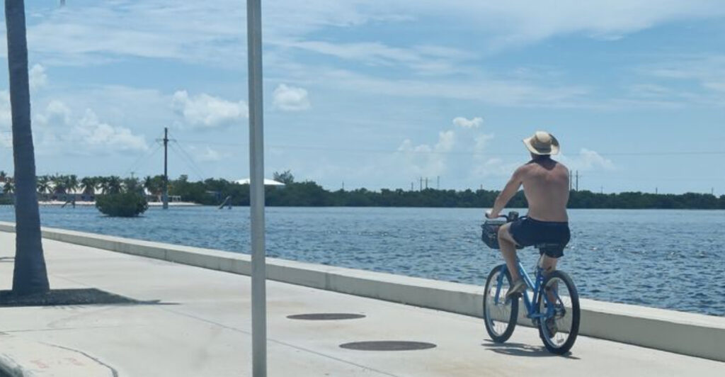 This Scenic Florida Keys Trail Near Duck Key Offers Unforgettable Ocean Views