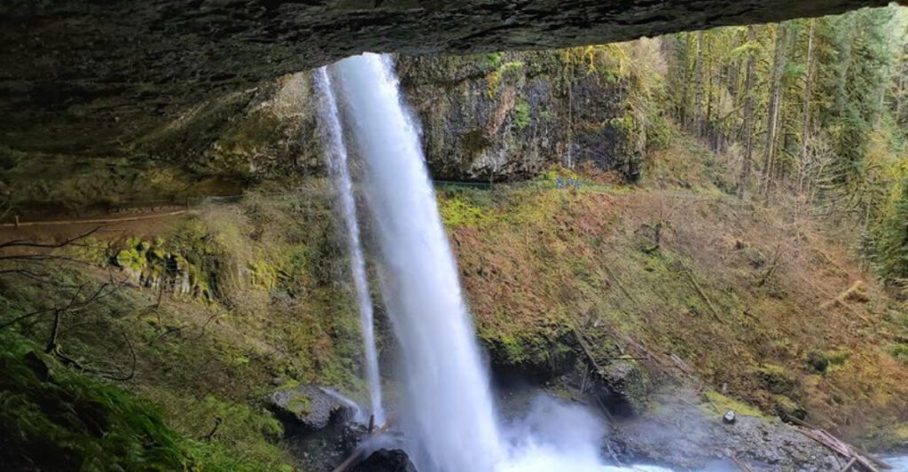 This Scenic Oregon Park Lets Visitors Walk Behind a Waterfall