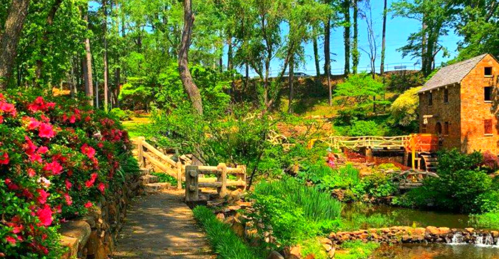 This Storybook Arkansas Landmark Has a Giant Waterwheel, Stone Bridges, and a Surprising Hollywood Connection