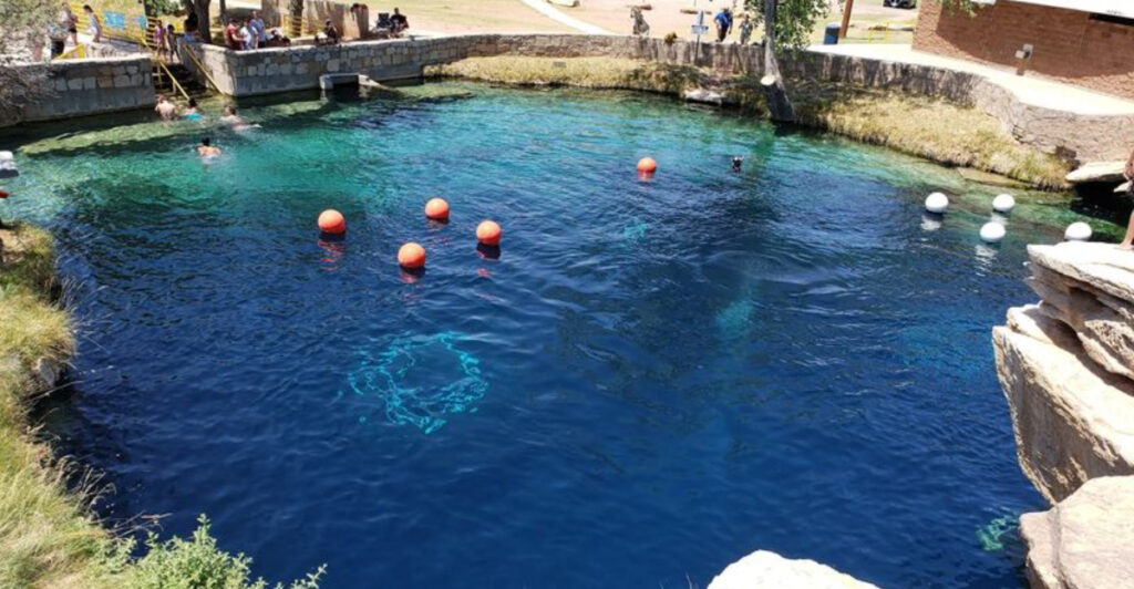 This Under-the-Radar Sapphire Spring in New Mexico Is Pure Magic