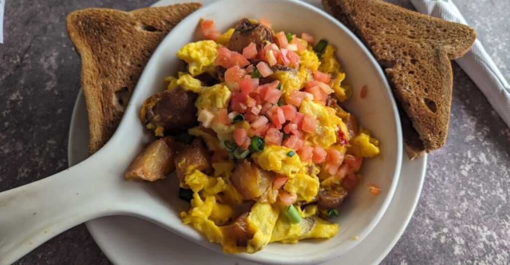 This Weston Café Serves Classic American Comfort Food With Homemade Charm