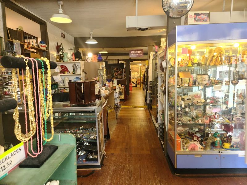 Three Floors of Collected History