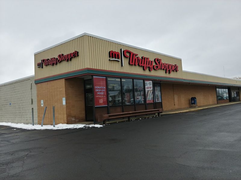Thrifty Shopper, Liverpool, New York Thrifty Shopper, Liverpool, New York
