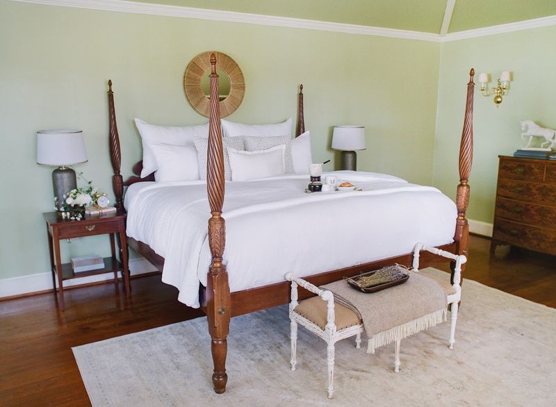 Twenty-Two Individually Decorated Rooms That Each Tell Their Own Story Twenty-Two Individually Decorated Rooms That Each Tell Their Own Story