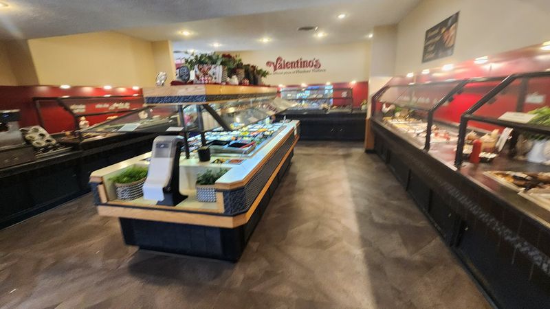 Valentino's Grand Italian Buffet — Lincoln