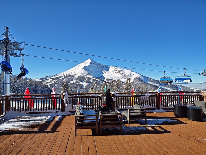 Views That Make You Forget Your Fork Mid-Bite Views That Make You Forget Your Fork Mid-Bite