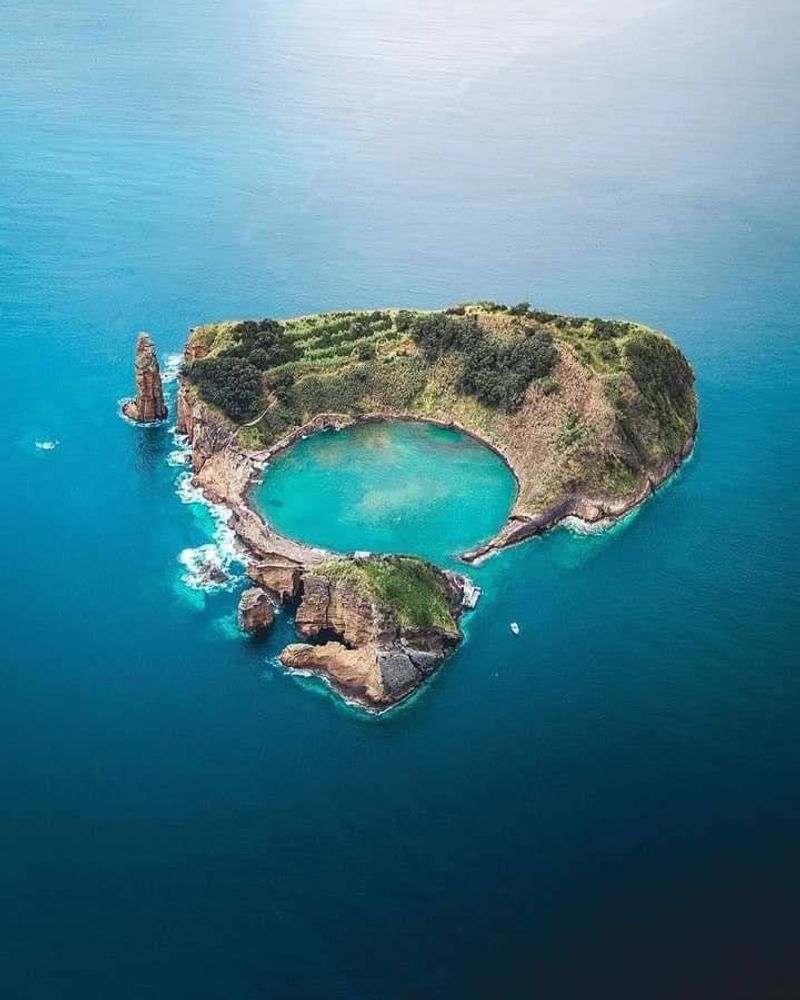 Vila Franca Islet, Azores Vila Franca Islet, Azores