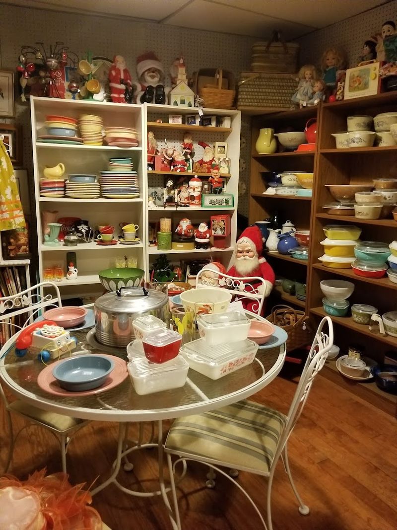 Vintage Over Antique: Knowing What You Will Find