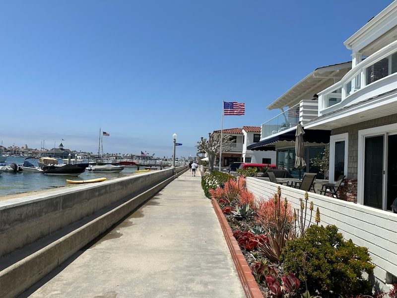 Walking the Island Perimeter: The Bayfront Boardwalk