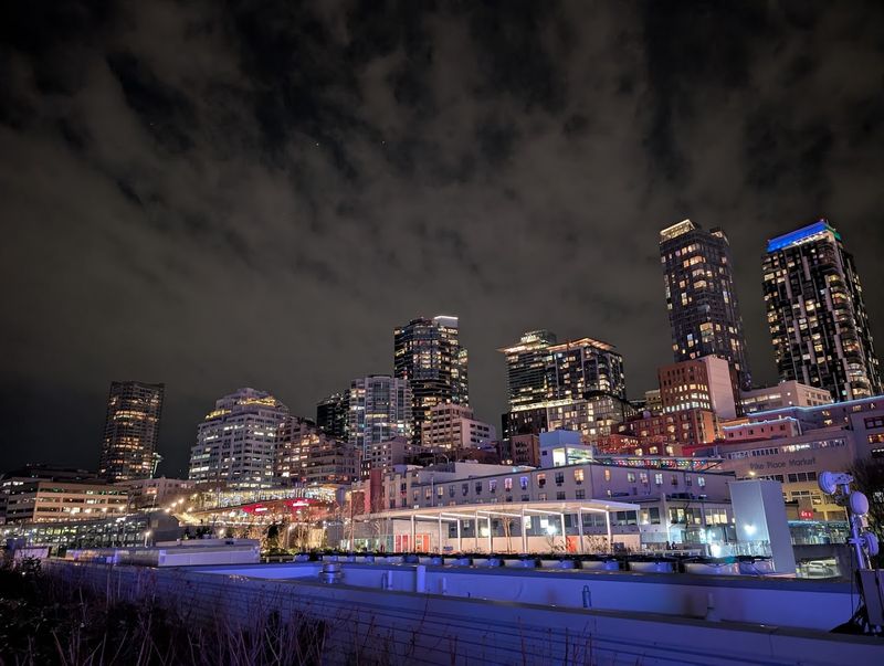 Wander the Waterfront at Night Wander the Waterfront at Night