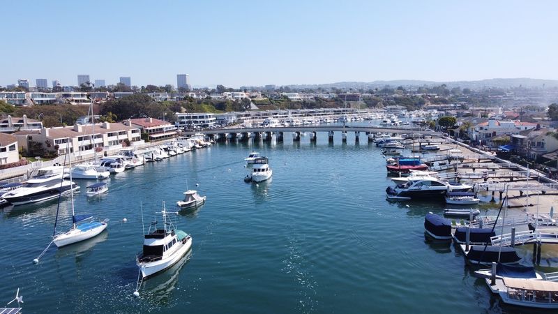 Water Activities in Newport Harbor