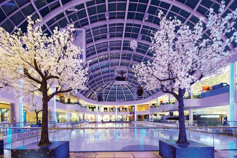 West Edmonton Mall — Edmonton, Alberta, Canada West Edmonton Mall — Edmonton, Alberta, Canada