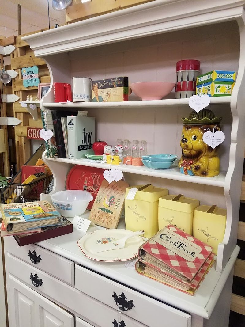 What Collectors Specifically Love About This Place What Collectors Specifically Love About This Place