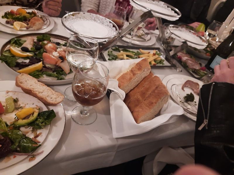 What the Banquet Menu Format Actually Means
