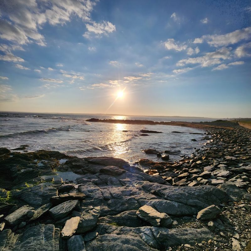 What the Water Reveals: Block Island Sound and Beyond What the Water Reveals: Block Island Sound and Beyond