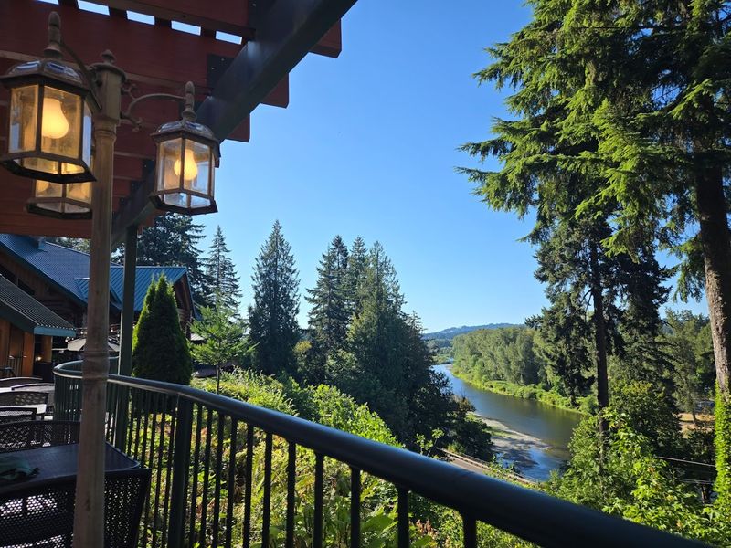 Where to Find Stone Cliff Inn and How to Get There Where to Find Stone Cliff Inn and How to Get There