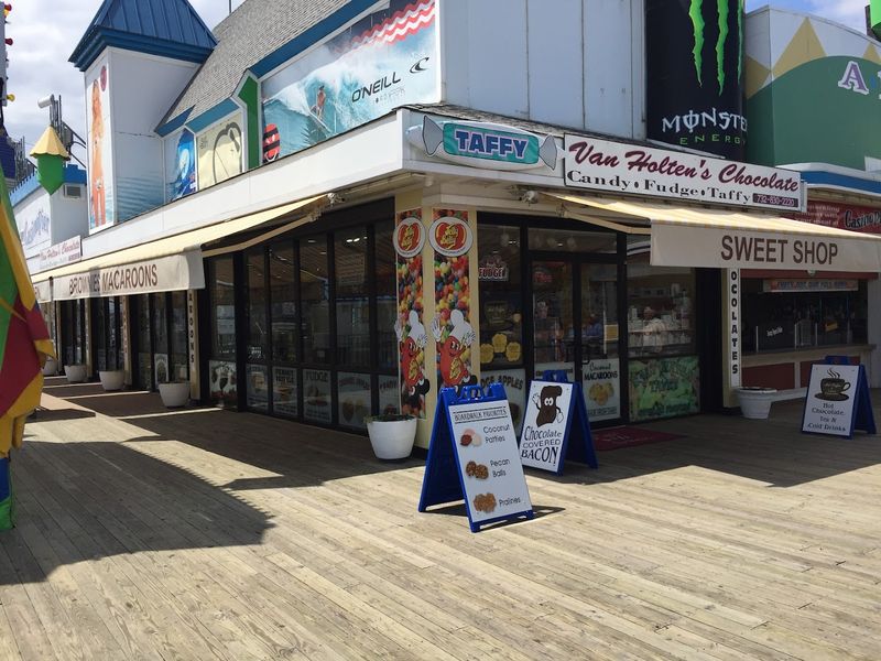 Where to Find This Boardwalk Candy Institution