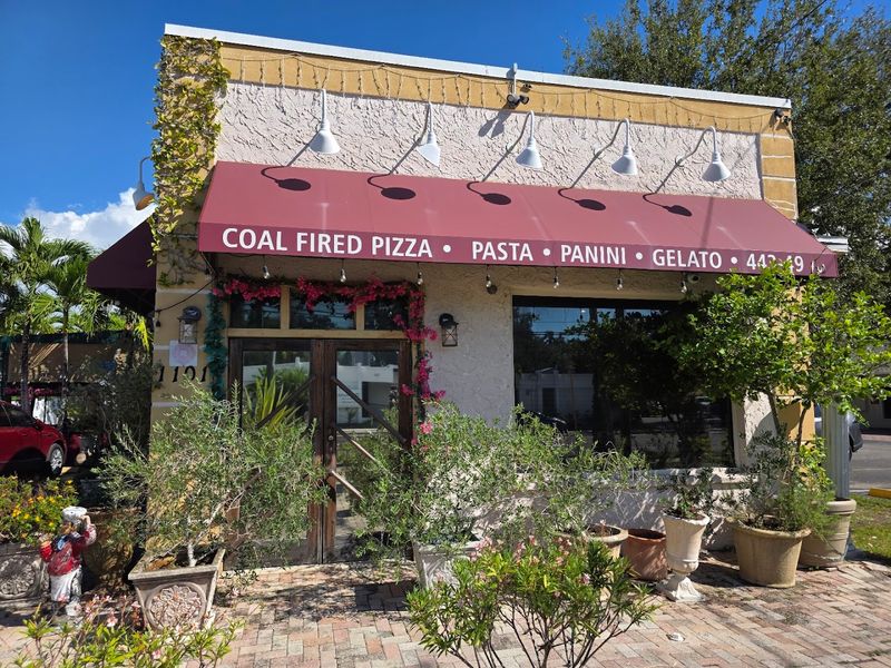 Where to Find This Coal-Fired Classic Where to Find This Coal-Fired Classic