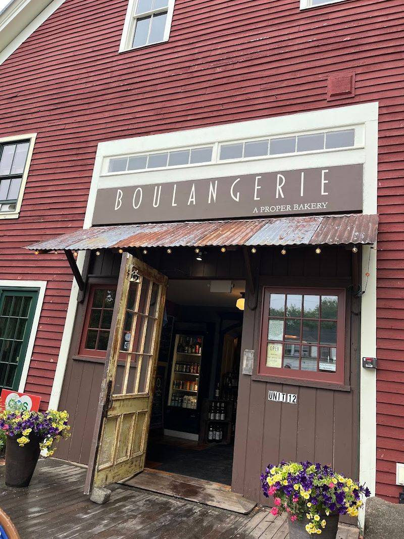 Where to Find This Hidden Courtyard Bakery