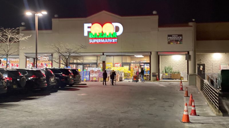 Where to Find This Market and What to Expect on Arrival Where to Find This Market and What to Expect on Arrival