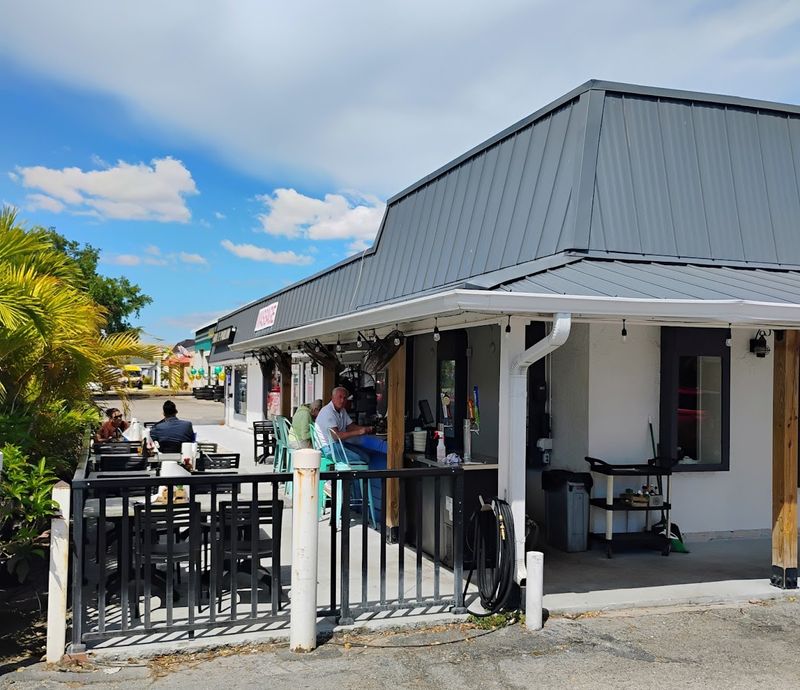 Where to Find This Seafood Hotspot Where to Find This Seafood Hotspot