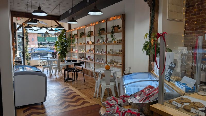 Where to Find This Sweet Spot in Red Bank Where to Find This Sweet Spot in Red Bank
