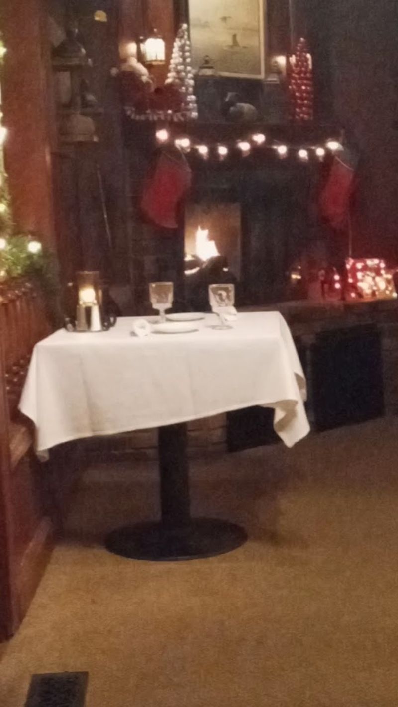 White Oaks Restaurant in Westlake