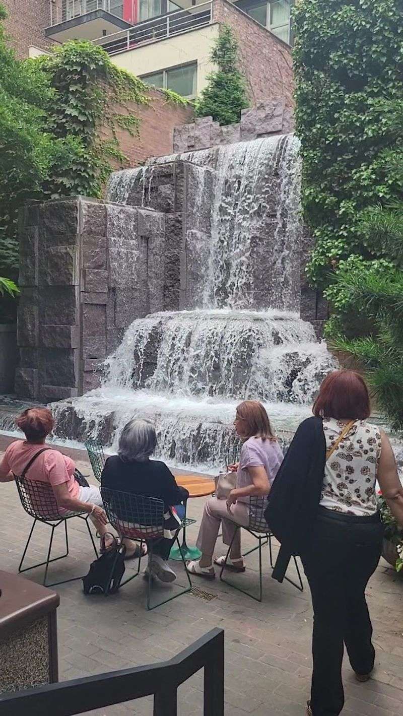 Who Uses This Park and How Who Uses This Park and How