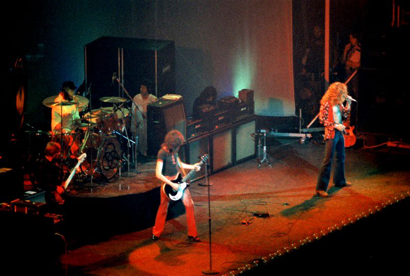 Whole Lotta Love - Led Zeppelin