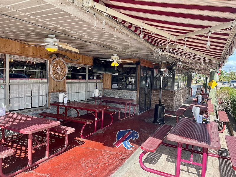 Why Buffalo Chips Belongs on Your Bonita Springs List