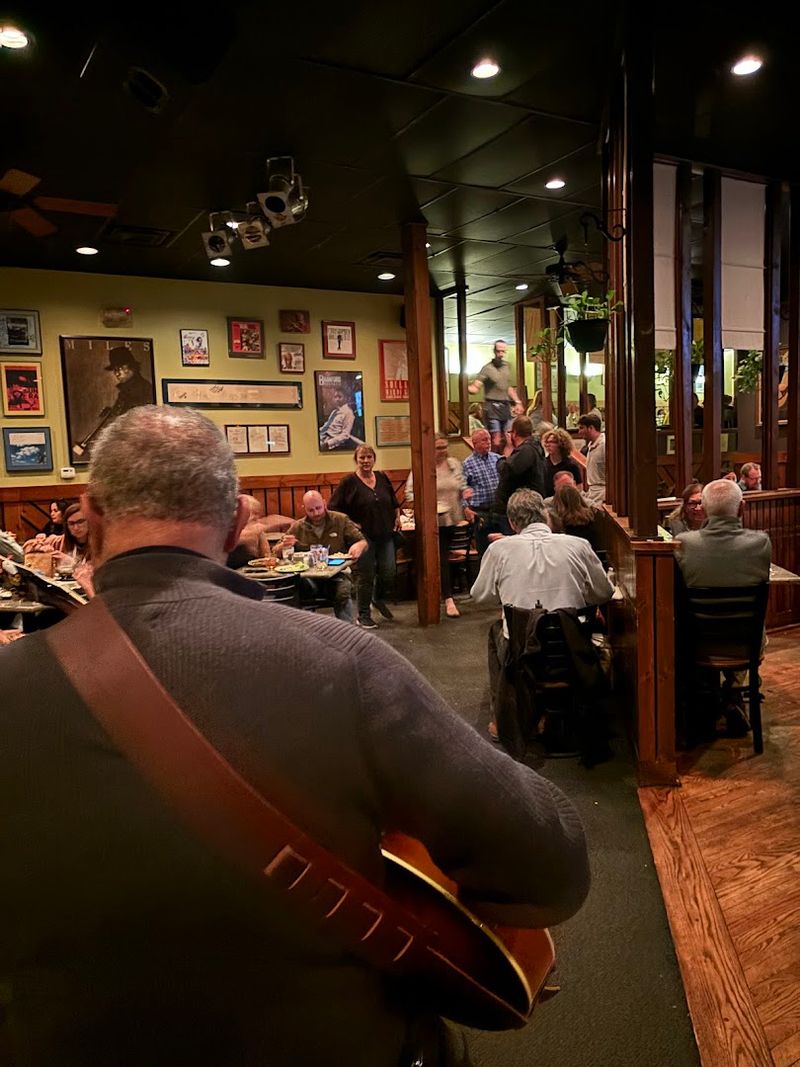 Why Murry's Has Outlasted Almost Everything Around It