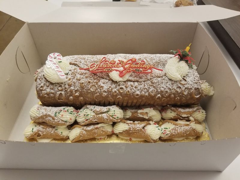 Why People Drive Miles Out of Their Way for This Bakery Why People Drive Miles Out of Their Way for This Bakery