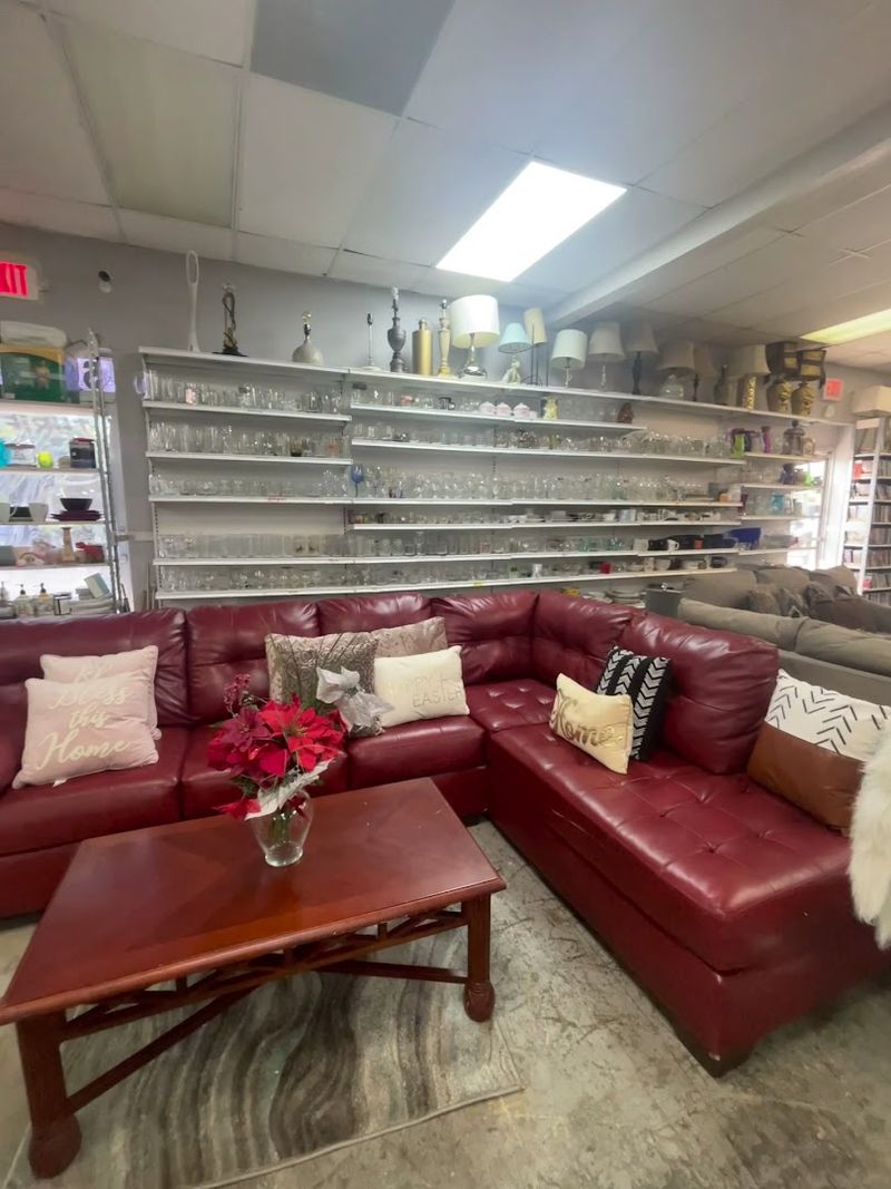Why This Store Keeps Bringing Shoppers Back Why This Store Keeps Bringing Shoppers Back