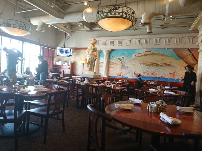 Why This Suburban Spot Has Outlasted the Trends Why This Suburban Spot Has Outlasted the Trends