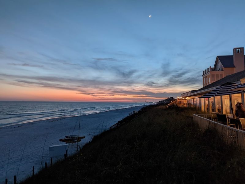 Why Vue on 30a Keeps Drawing People Back