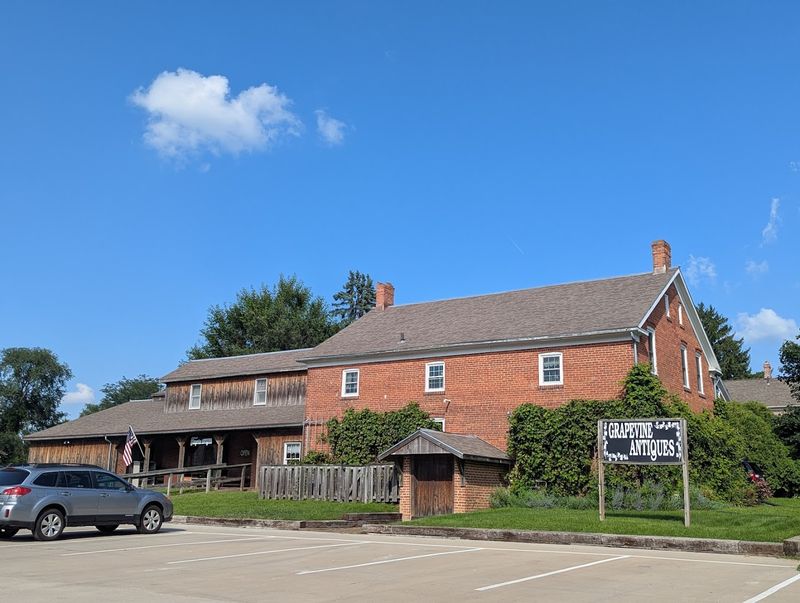 Why the Amana Colonies Keep Drawing People Back Why the Amana Colonies Keep Drawing People Back
