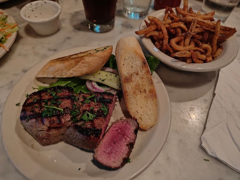 Why the Locally Sourced Ingredients Actually Matter Here